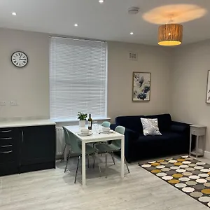  Apartment Charming 1 Bed Georgian United Kingdom